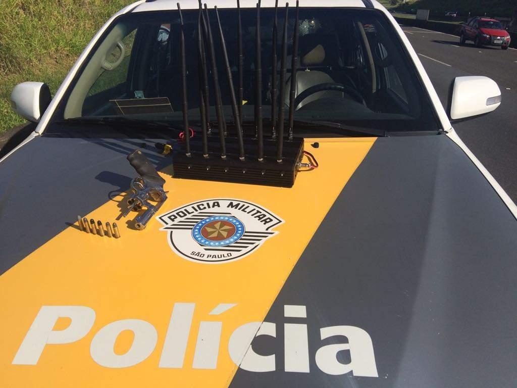  Os suspeitos tentaram fugir, mas foram presos (Divulgação)