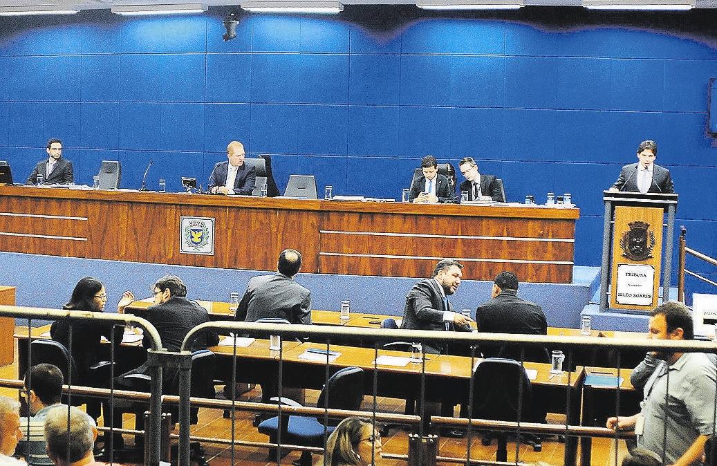 Sessão da Câmara de Campinas: Mariana Conti (PSOL) é a única mulher a ocupar uma das 33 cadeiras da Casa (Elcio Alves / AAN)