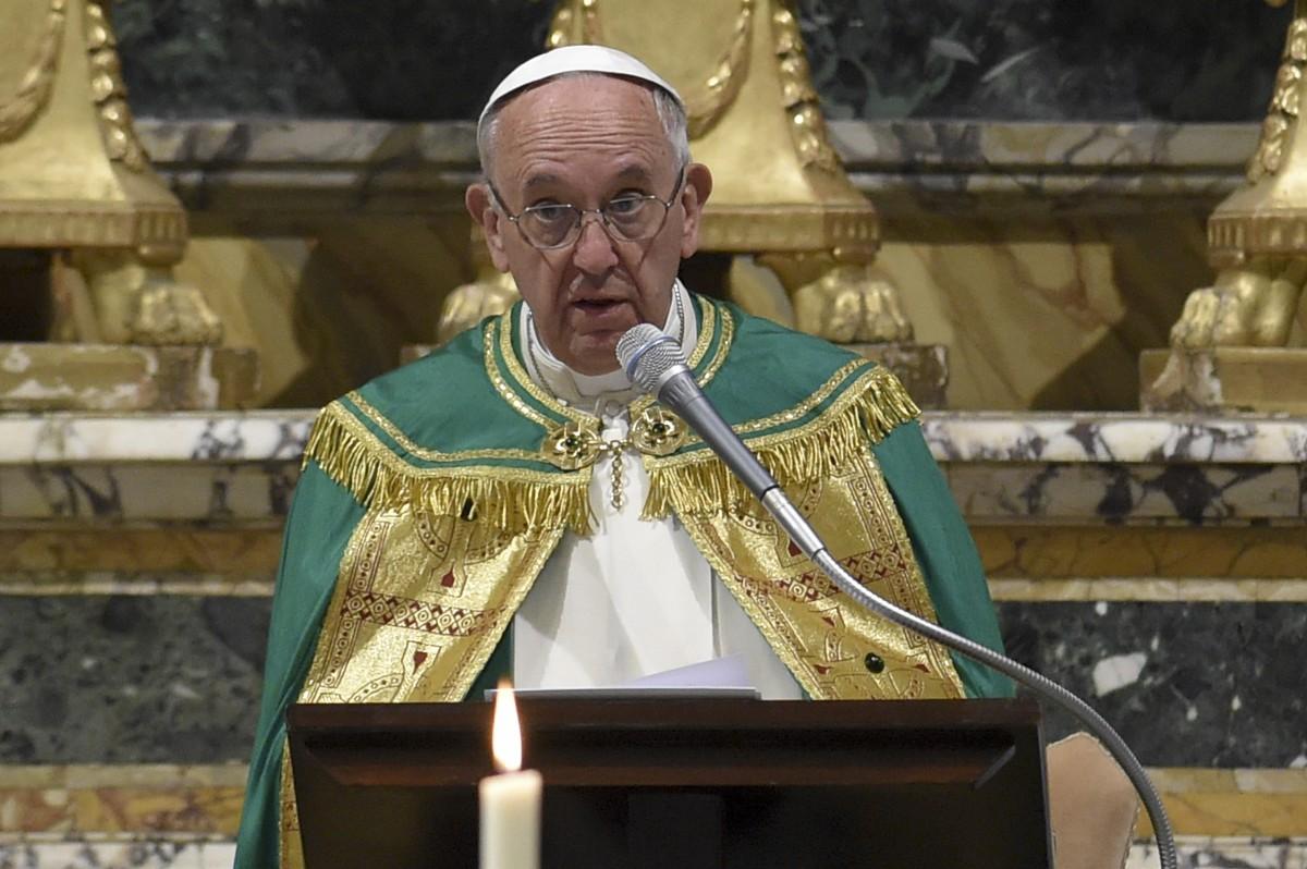 Em muitos países caiu o número de jovens que desejam ser padres ou dedicar-se à vida religiosa, um fenômeno que preocupa a hierarquia da Igreja Católica (ANDREAS SOLARO / AFP)