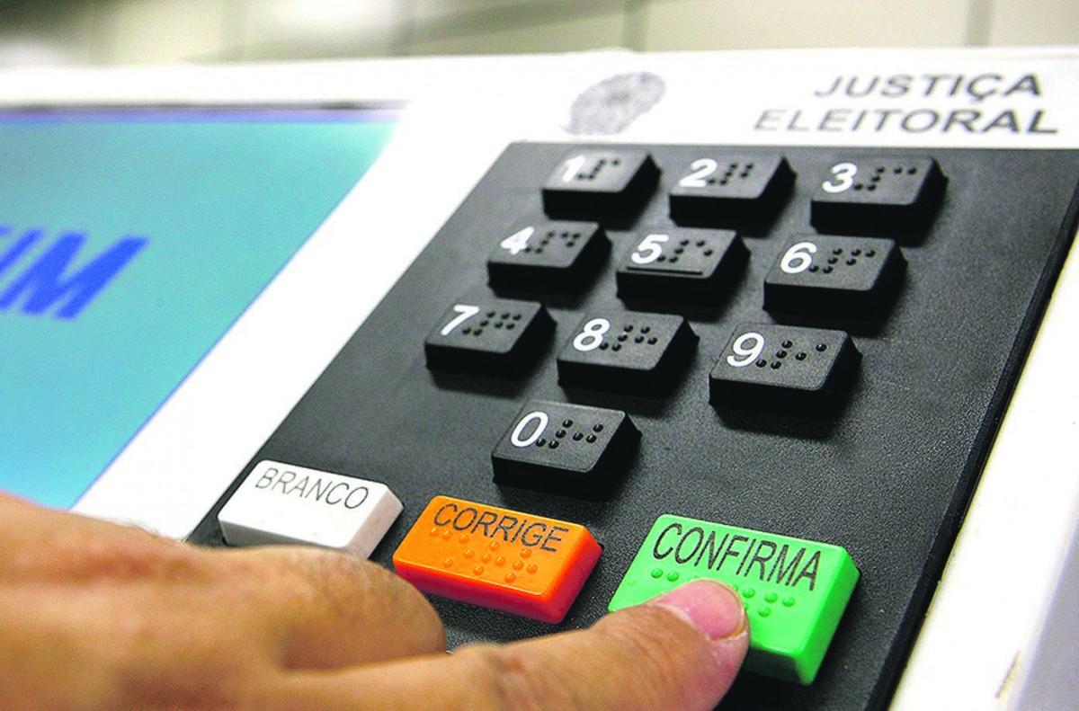 As doações de pessoas físicas totalizam R$ 1,127 milhão e representam 35,3% do arrecadado pelos candidatos (Cedoc)