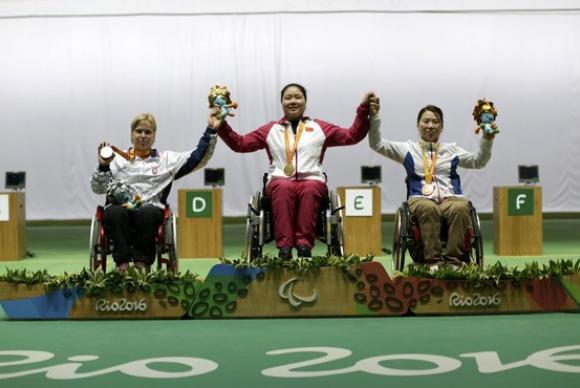 Veronika Vadovicova, da Eslováquia, Zhang Cuiping, da China, e Lee Yunri, da Coreia (Agência Brasil)
