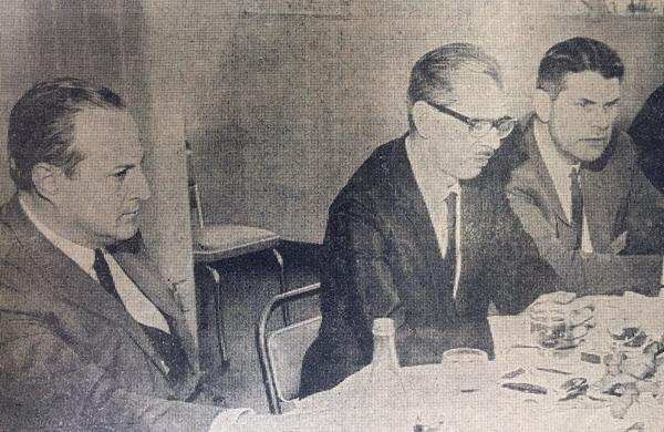 Na foto, o cel. Hélio Bento de Oliveira Mello (centro) em Campinas (Cedoc/ RAC)