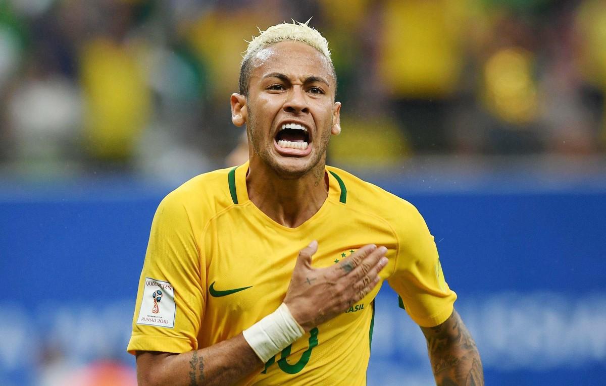 Neymar vibra após marcar o gol que garantiu a vitória do Brasil sobre a Colômbia (Vanderlei Almeida/France Press)