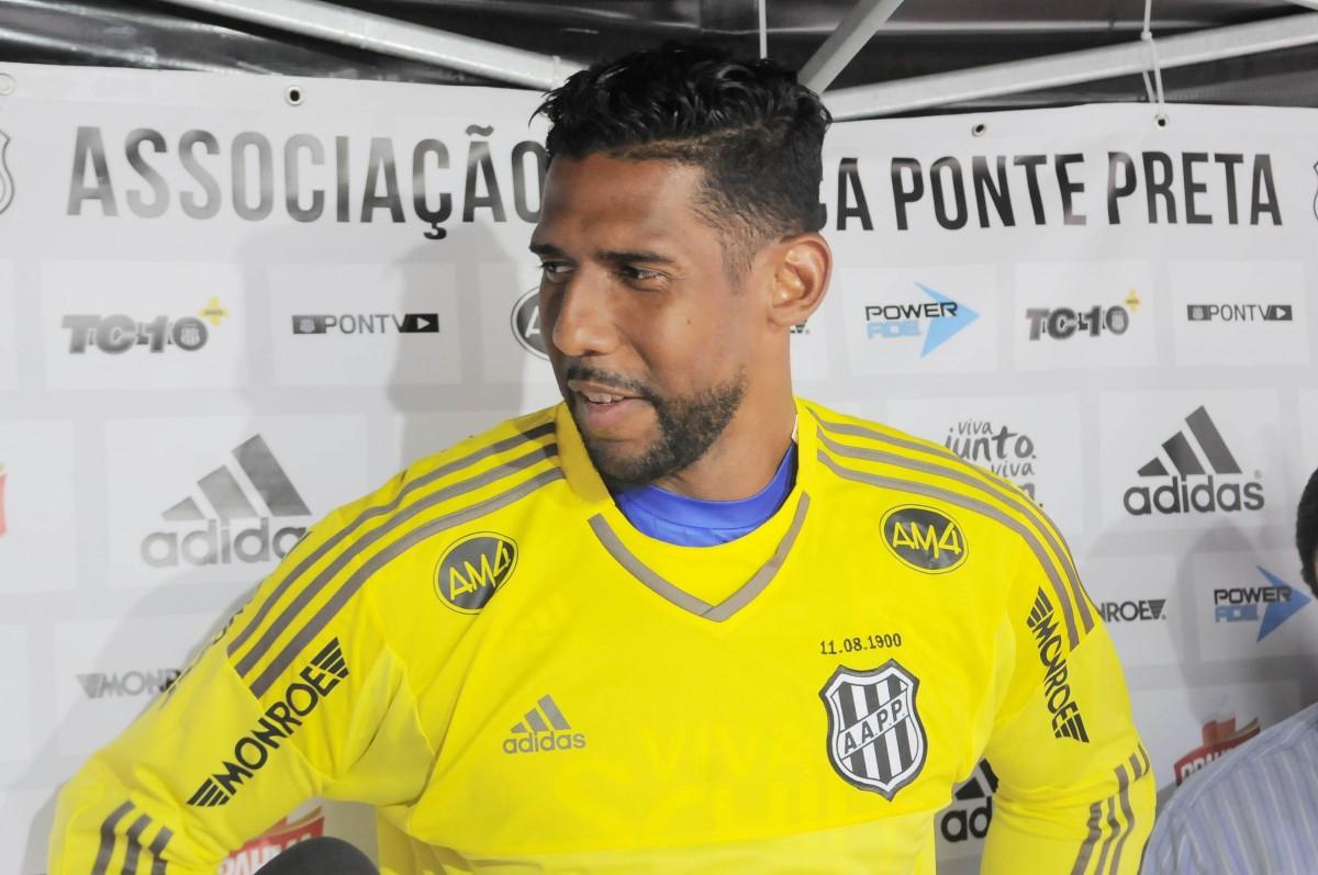 Aos 35 anos, o experiente goleiro Aranha está feliz por voltar ao Moisés Lucarelli depois de sete temporadas (Carlos Sousa Ramos/AAN)