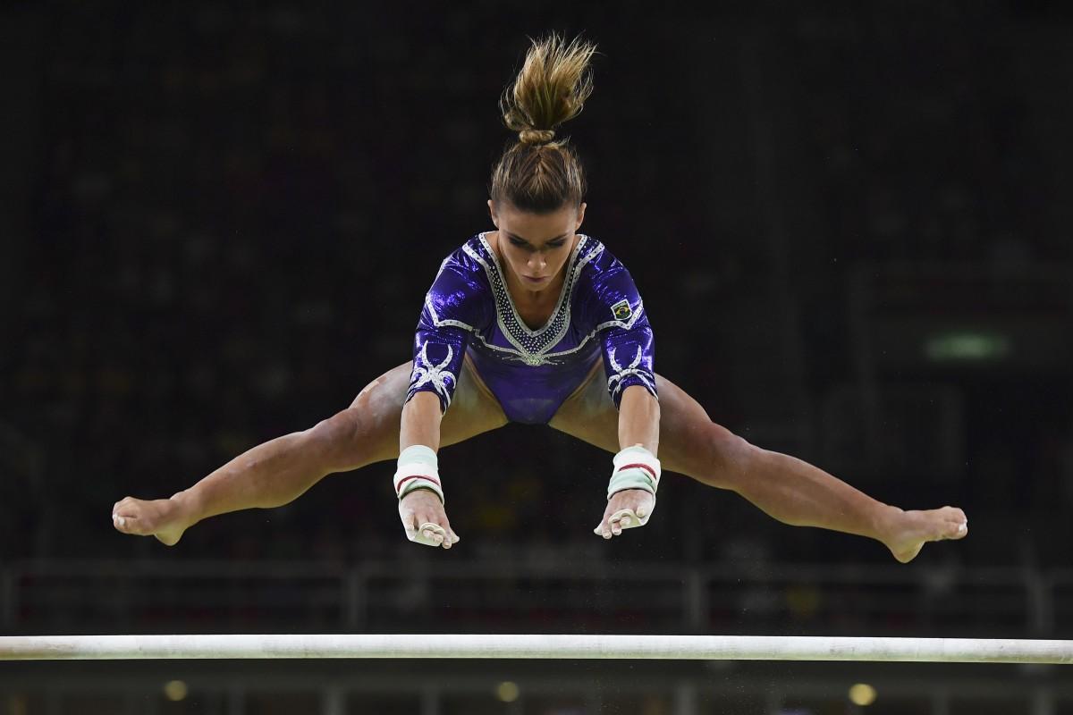 Jade Barbosa foi uma das ginastas do Brasil na final por equipes (Ben Stansall/France Press)