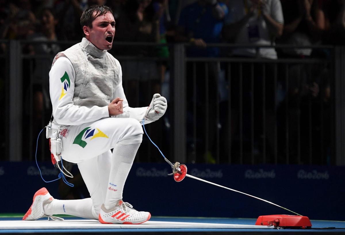 Guilherme Toldo realizou campanha inédita para a esgrima brasileira (Kirill Kudryavtsev/France Press)
