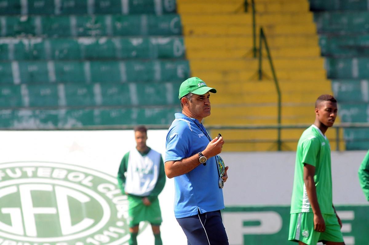 O técnico Marcelo Chamusca começou a montar, nesta quinta-feira (4), o time que deve encarar o Juventude na próxima segunda-feira (8) (Carlos Sousa Ramos/AAN)