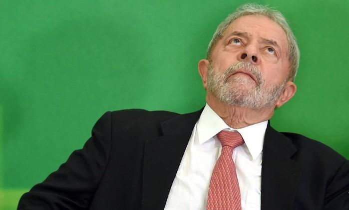 O magistrado afirmou ainda que os grampos que pegaram o ex-presidente em março deste ano, na Operação Aletheia, poderiam justificar a prisão temporária de Lula, mas que na ocasião, acabou-se optando por "medida menos gravosa" (Cedoc/RAC)