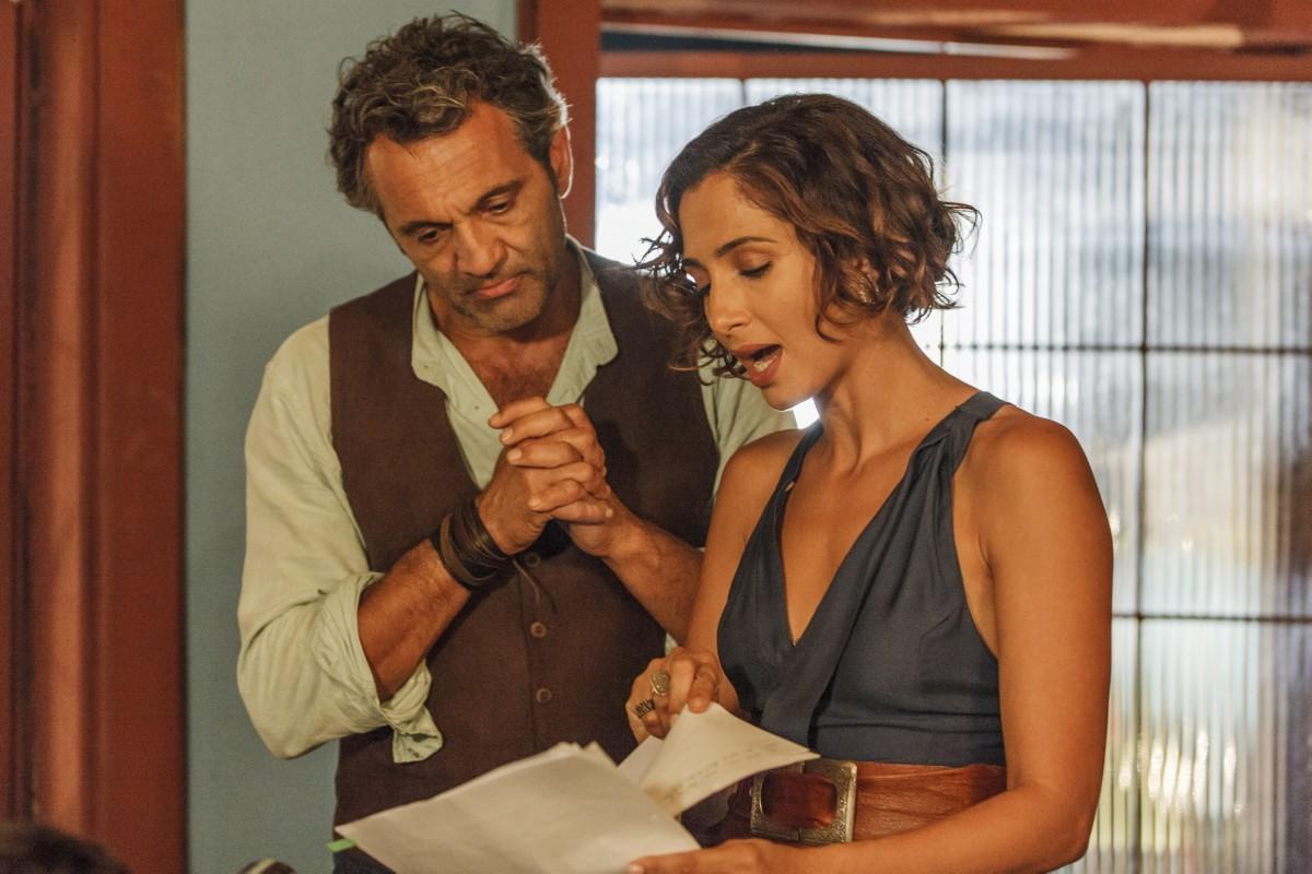 Domingos Montagner e Camila Pitanga durante ensaio da novela 'Velho Chico' (Artur Meninea / Divulgação)