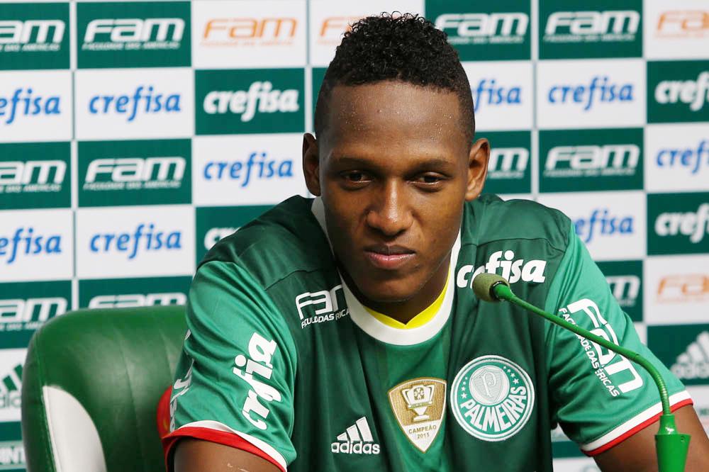 Yerry Mina começou a contagiar o grupo com sua descontração (Cesar Greco/Ag. Palmeiras/Divulgação)