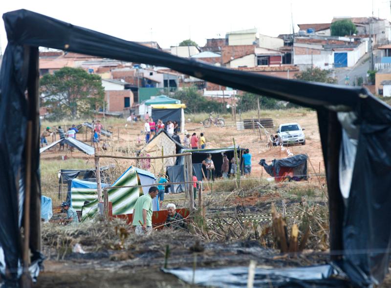 Área ocupada por 300 famílias desde a última sexta-feira em Posse (César Rodrigues/AAN)