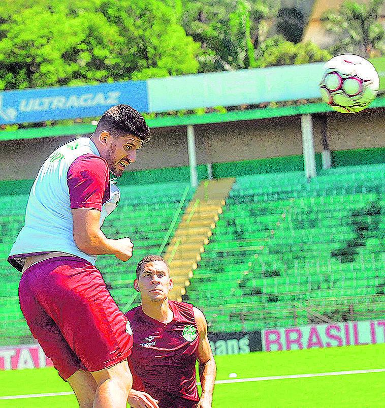 Com várias mudanças e livre do rebaixamento, Bugre quer atrapalhar o Inter, que briga pelo título (Carlos Sousa Ramos/AAN)