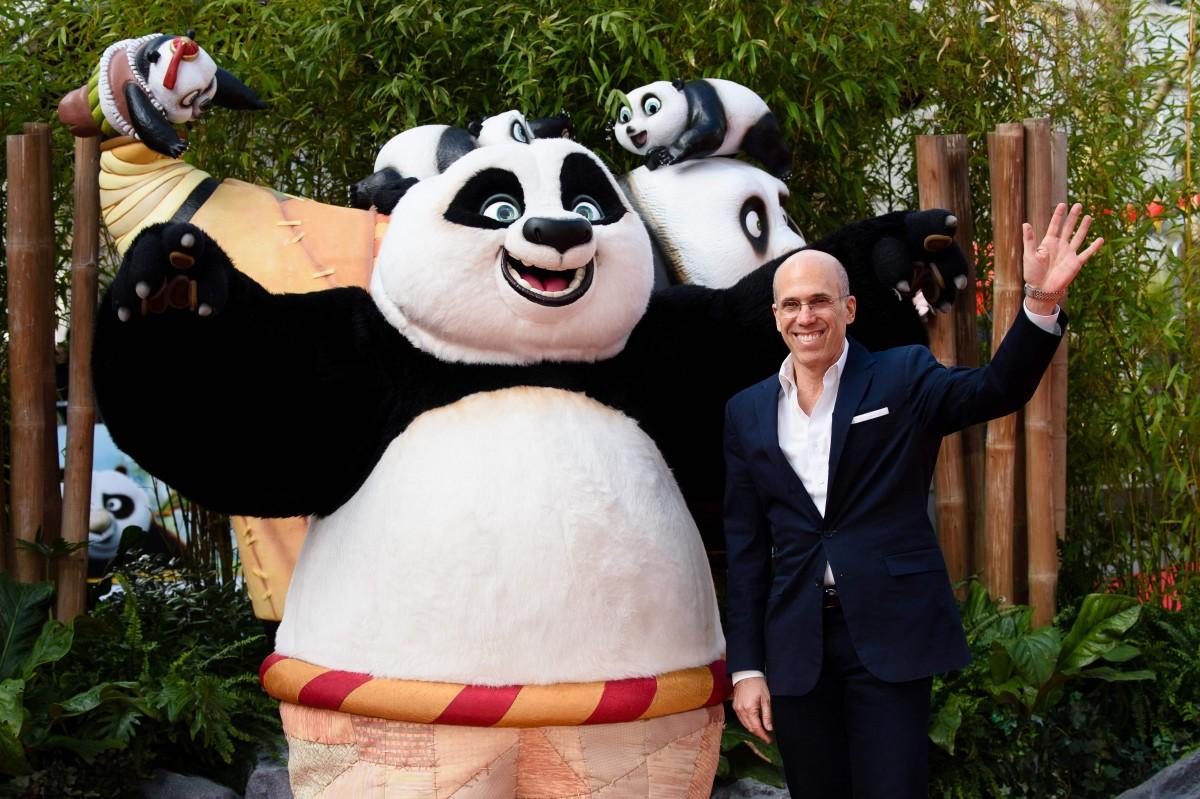 Jeffrey Katzenberg, CEO da DreamWorks, posa durante première de 'Kung Fu Panda 3', em Londresr
 (Divulgação)