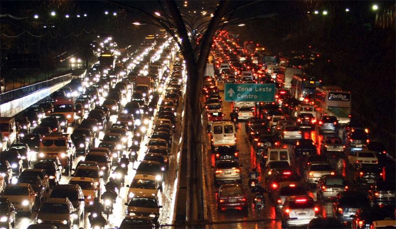 Vias de São Paulo congestionadas (Cedoc/RAC)