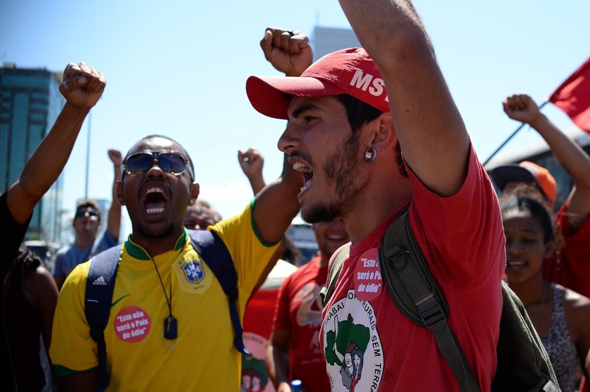 A Secretaria de Segurança do Distrito Federal reservou o entorno do estádio Mané Garrincha para receber os ônibus de manifestantes favoráveis ao governo (Divulgação)