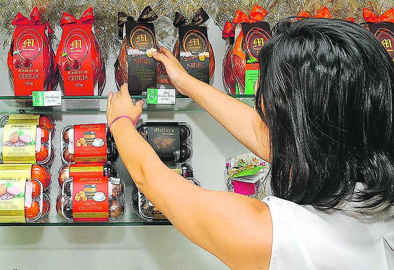Loja da Mother?s no Cambuí: ainda restam algumas unidades de ovos de Páscoa com desconto à venda (César Rodrigues)