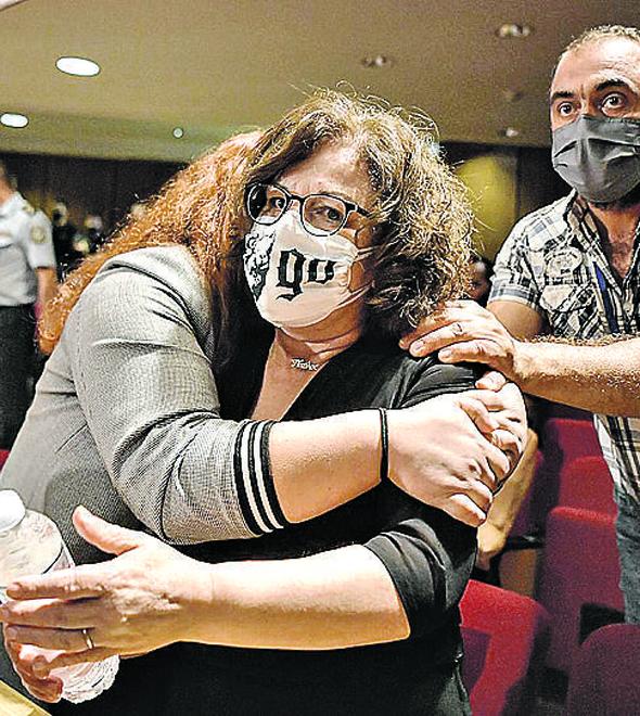Magd Fyssasa, mãe de rapper assassinado: vitória contra neonazistas (Louisa Gouliamaki/AFP)