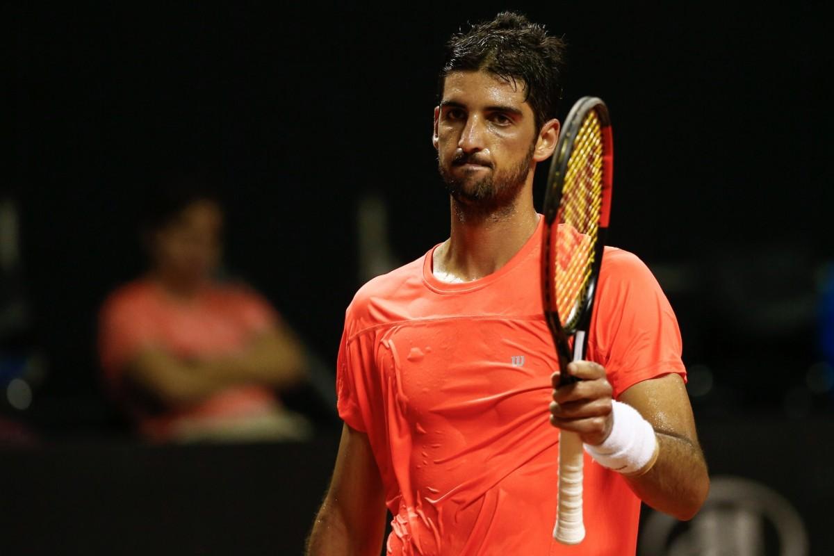 Esperança era Rogerinho, que vem sendo o número 1 do Brasil nos últimos meses, mas com a derrota no Challenger do Rio, ele ficou de fora do Top 100 (Getty Images)