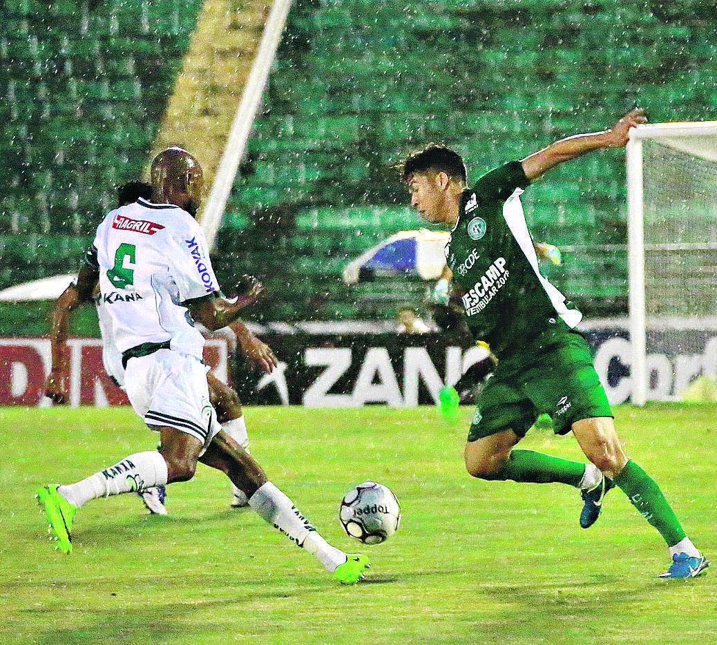 Apesar do desejo do clube, meia não terá empréstimo renovado e é a primeira baixa para 2018 (Leandro Ferreira/AAN)