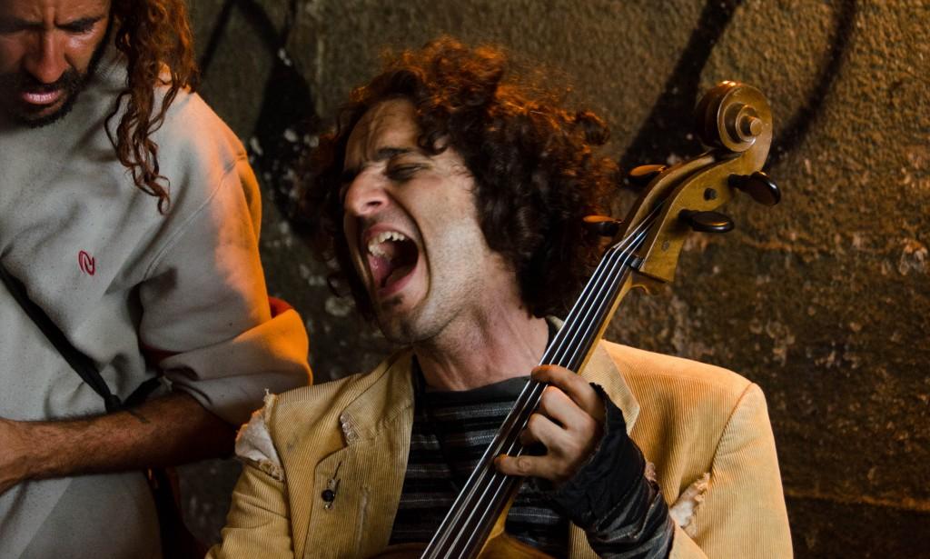 Mauro Braga e seu violoncelo incrível (LAURA FRANCOZO)