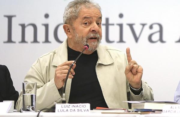 E-mails indicam que lobby de montadoras alterou conteúdo de MP no governo Lula (Ricardo Stuckert/ Instituto Lula)