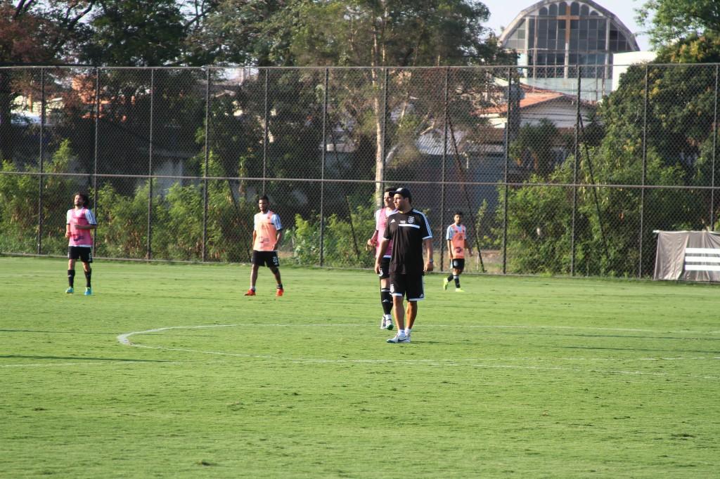 A diretoria diz que não tem pressa para contratar o substituto de Doriva e que pretende manter Felipe Moreira no cargo (Janaína Ribeiro/ Especial AAN)