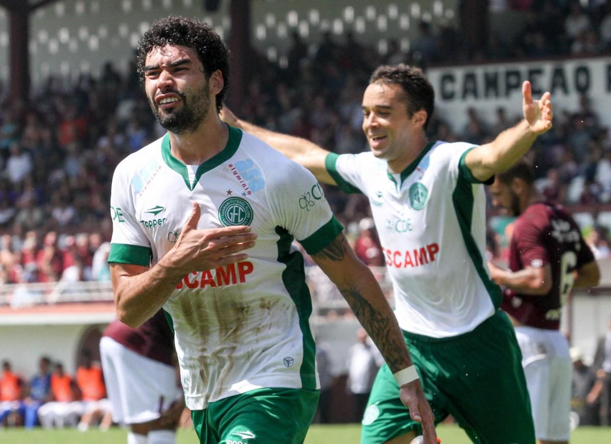O centroavante Bruno Mendes abriu o placar e comemorou o seu oitavo gol na Série A2 do Campeonato Paulista: mais uma vitória fora de casa e passo importante rumo à semifinal (Luciano Claudino/EC)
