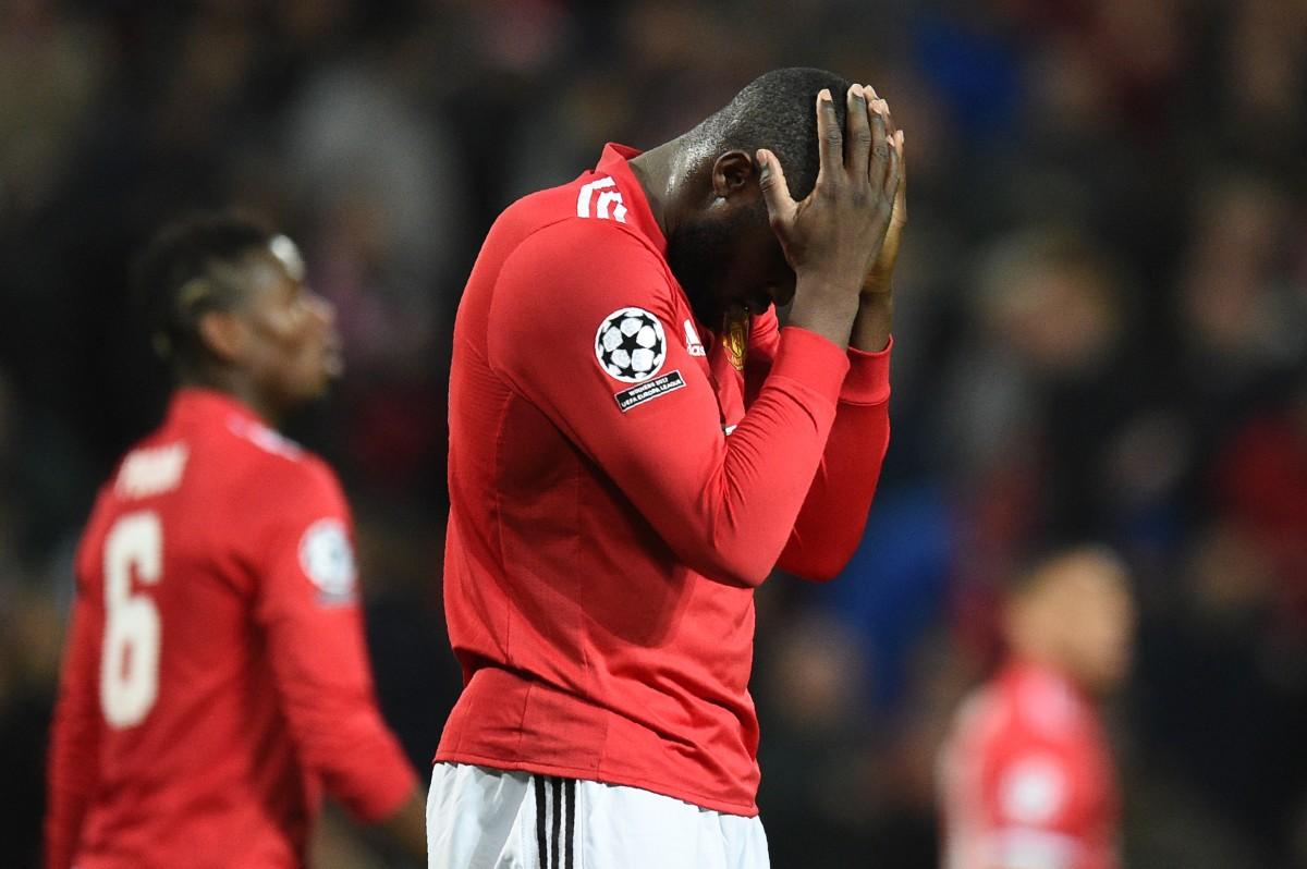Sevilla derrotou o Manchester United por 2 a 1 nesta terça-feira, em pleno estádio Old Trafford, e conquistou um resultado histórico (AFP)