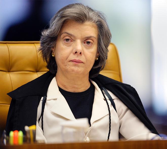 Cármen Lúcia disse que o papel da mulher na sociedade avançou muito, mas que ainda carece de luta para vencer obstáculos (STF)