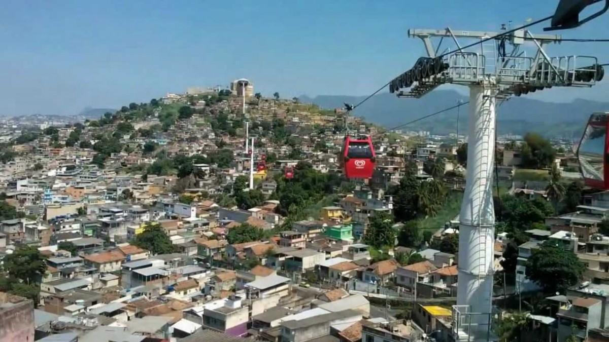 Três pessoas morreram: o menino Benjamin, de 2 anos, baleado na cabeça; Maria Lúcia da Costa, de 58 anos; e José Roberto Ribeiro da Silva, de 54 anos (Reprodução)