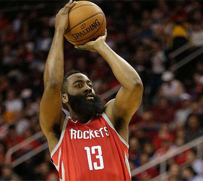 Esta foi a oitava vitória seguida do Rockets e a 59.ª na temporada, superando as 58 de 1993/1994, quando a franquia foi campeã.  (Divulgação)