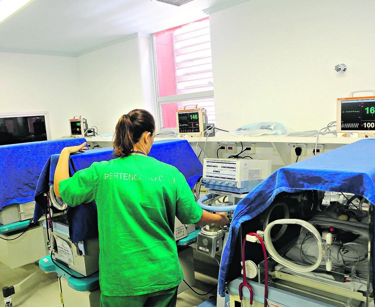 Complexo de terapia intensiva da Unicamp continua superlotado, porém índice de ocupação passou de 146% para 106%; setor mantém restrição  (Matheus Pereira/AAN)