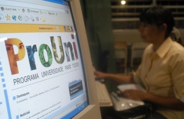 Criado em 2004, o ProUni concede bolsas de estudo em institui&ccedil;&otilde;es privadas de ensino superior (  Divulgação)