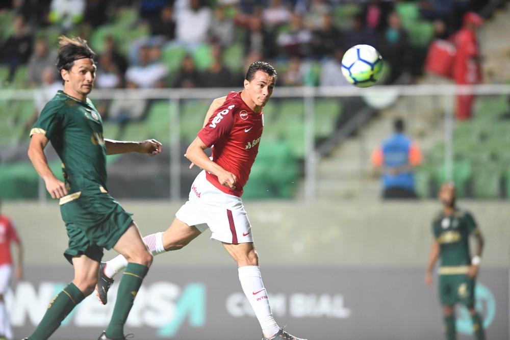 O Internacional perdeu dez jogos de invencibilidade para um dos times mais irregulares do campeonato (Divulgação)