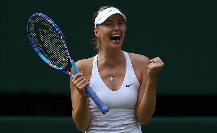 Sharapova comemora classificação em torneio de tênis em Winbledon (France Press)