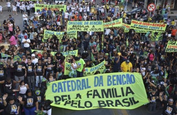 A marcha para a qual eram esperadas 15 mil pessoas teve o objetivo de promover os valores crist&atilde;os e protestar contra a corrup&ccedil;&atilde;o ( Agência Brasil )