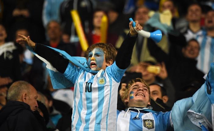 Torcida argentina ter&aacute; apenas dois mil ingressos para a grande final da Copa Am&eacute;rica (France Press)