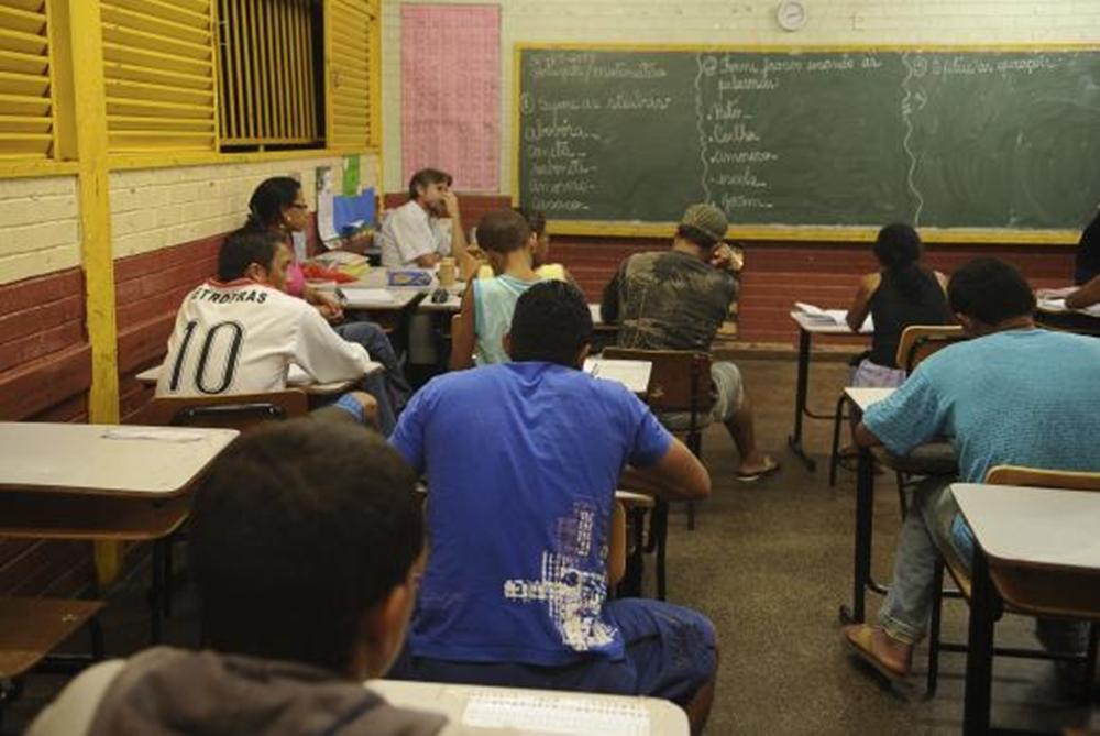 O movimento Todos Pela Educa&ccedil;&atilde;o divulga o relat&oacute;rio De Olho nas Metas, publicado a cada dois anos a fim de acompanhar os indicadores educacionais do Brasil ( Agência Brasil )