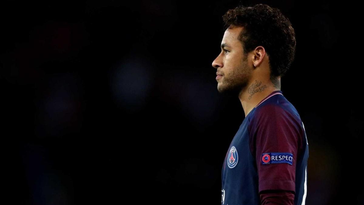 "Parabéns a todos, muito feliz por vocês !!! ALLEZ PARIS @psg", escreveu o atacante brasileiro em publicação no Instagram. (Divulgação)