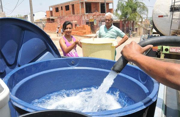 Bairros ter&atilde;o corte moment&acirc;neo de &aacute;gua nesta quinta-feira (  Cedoc/RAC)
