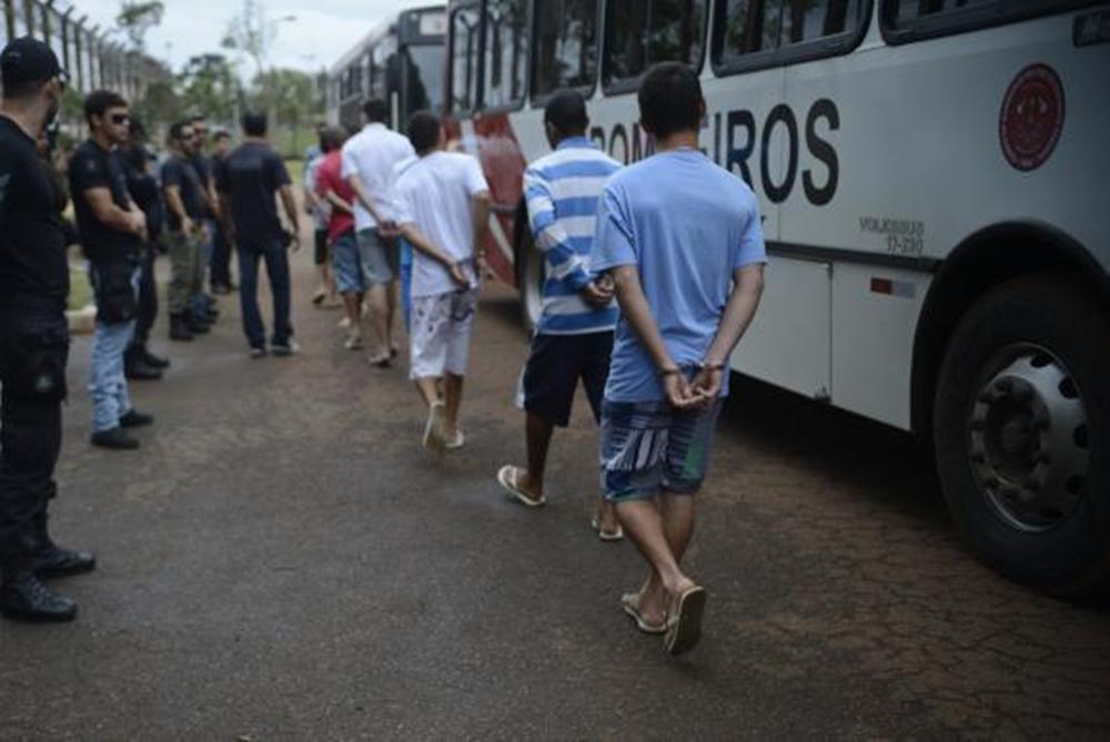 Relat&oacute;rio do deputado Laerte Bessa vai defender a redu&ccedil;&atilde;o da maioridade penal de 18 para 16 anos em qualquer tipo de infra&ccedil;&atilde;o cometida por adolescentes (Marcelo Camargo/Agência Brasil)