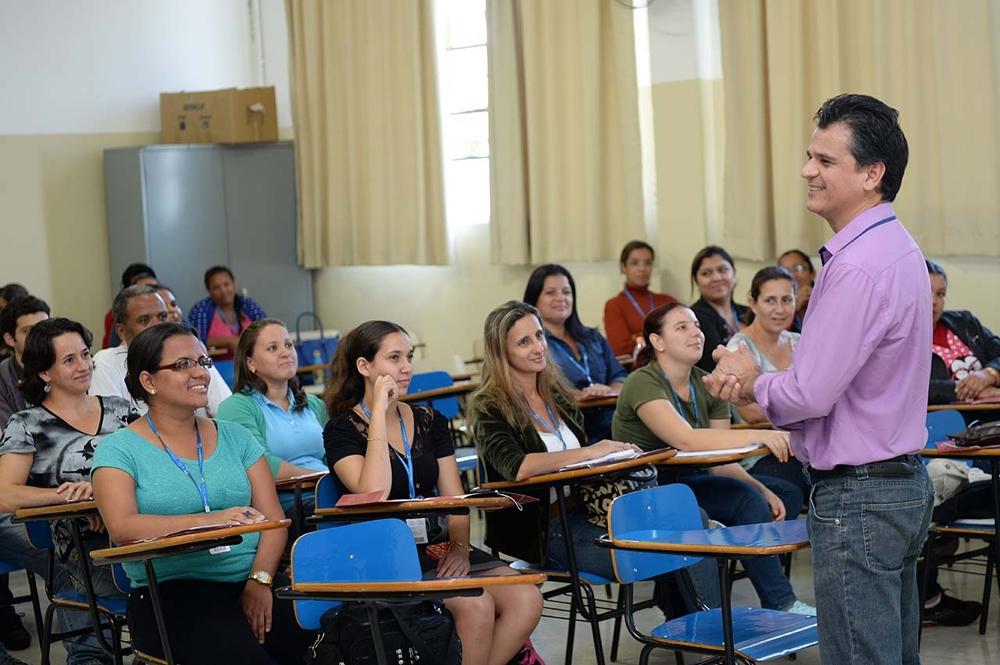 Os novos agentes comunit&aacute;rios de sa&uacute;de passaram por treinamento, com a participa&ccedil;&atilde;o do  secret&aacute;rio de Sa&uacute;de, Luiz Ant&ocirc;nio da Silva (Wagner Morente/ Divulga&ccedil;&atilde;o )