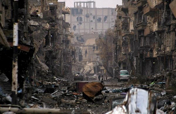 Distrito em Damasco completamente destruído por bombardeios do regime sírio (France Press)