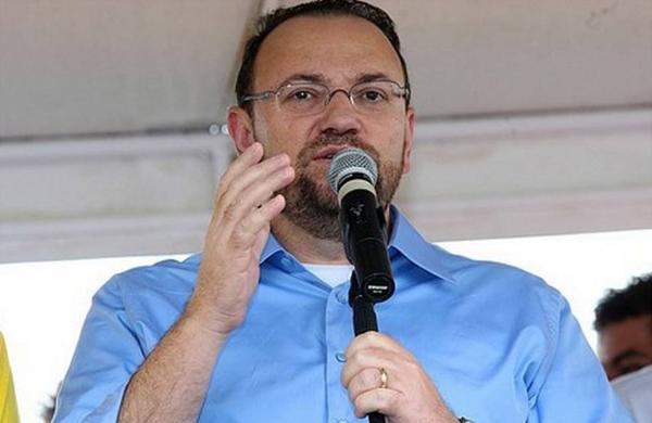 Edinho Silva, ex-tesoureiro da campanha de Dilma Rousseff, &eacute; o novo ministro da Secom e tomar&aacute; posse dia 31 ( Divulgação)