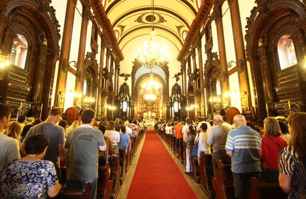 Missa de P&aacute;scoa na Catedral Metropolitana de Campinas ( Janaína Ribeiro/ ANN )