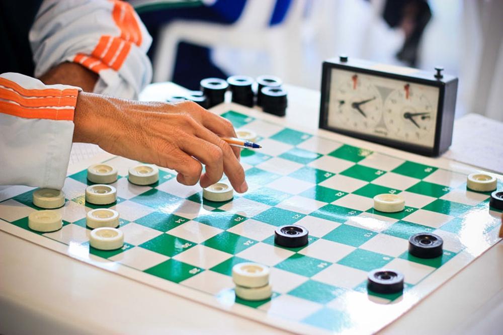Torneio de Dama envolve os alunos de 23 escolas (  Divulga&ccedil;&atilde;o)