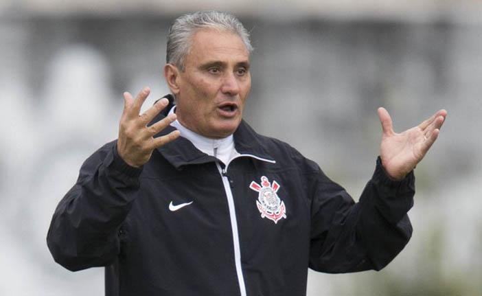 O t&eacute;cnico Tite disse que o Corinthians est&aacute; passando por uma reconstru&ccedil;&atilde;o (Daniel Augusto Jr/Agência Corinthians)