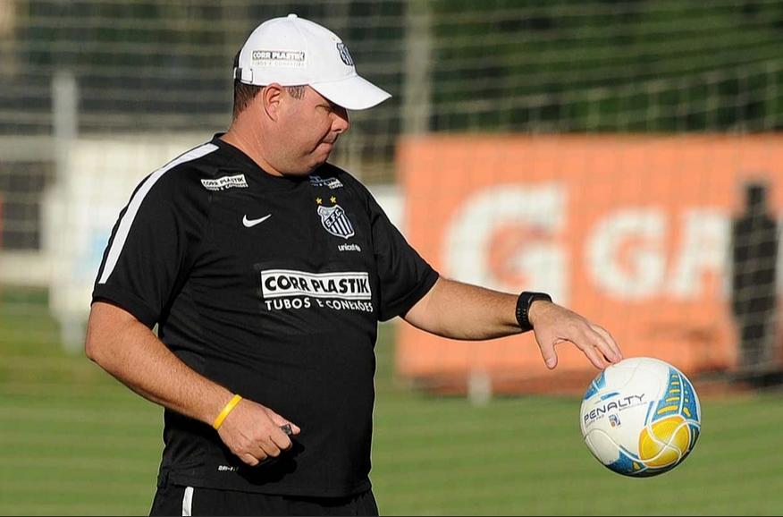 Marcelo Fernandes relacionou os jogadores para a partida contra o XV de Piracicaba ( Divulgação)