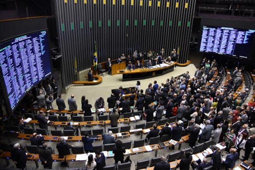 Sess&atilde;o plen&aacute;ria da C&acirc;mara dos Deputados para an&aacute;lise e discuss&atilde;o da Reforma Pol&iacute;tica (Laycer Tomaz / Câmara dos Deputados)