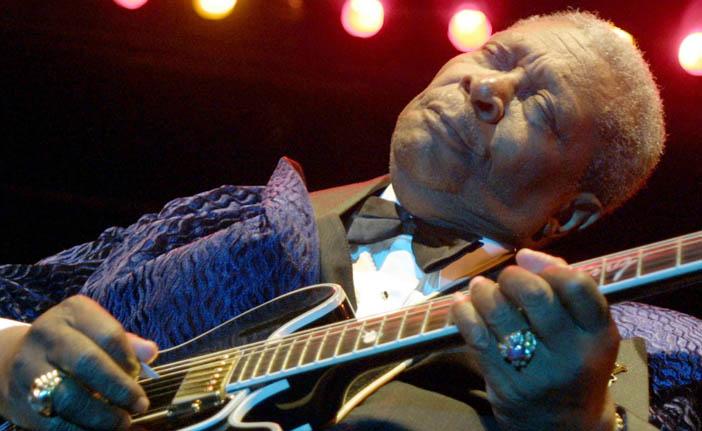 B.B. King teria morrido de desidrata&ccedil;&atilde;o resultante de uma diabetes (France Press)